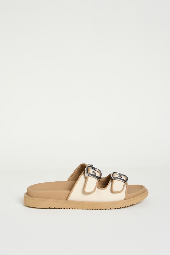 Double-strap sandals Intrend