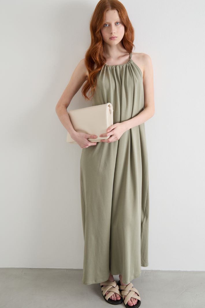 Halterneck maxi dress Intrend - 2