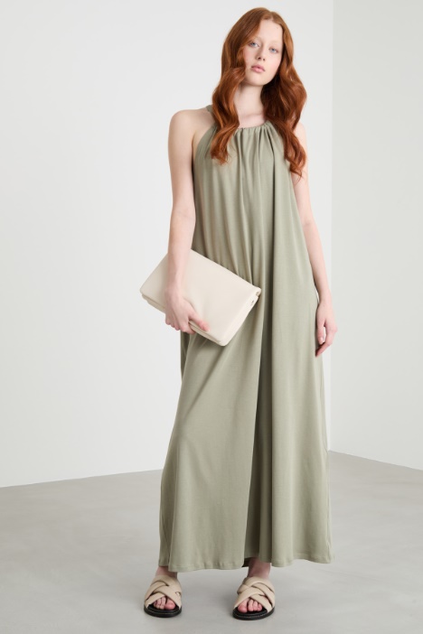 Halterneck maxi dress Intrend