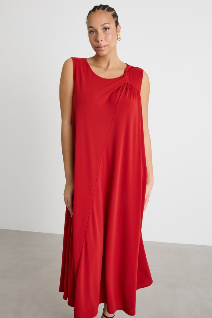 Twist-detail jersey dress Intrend - 2