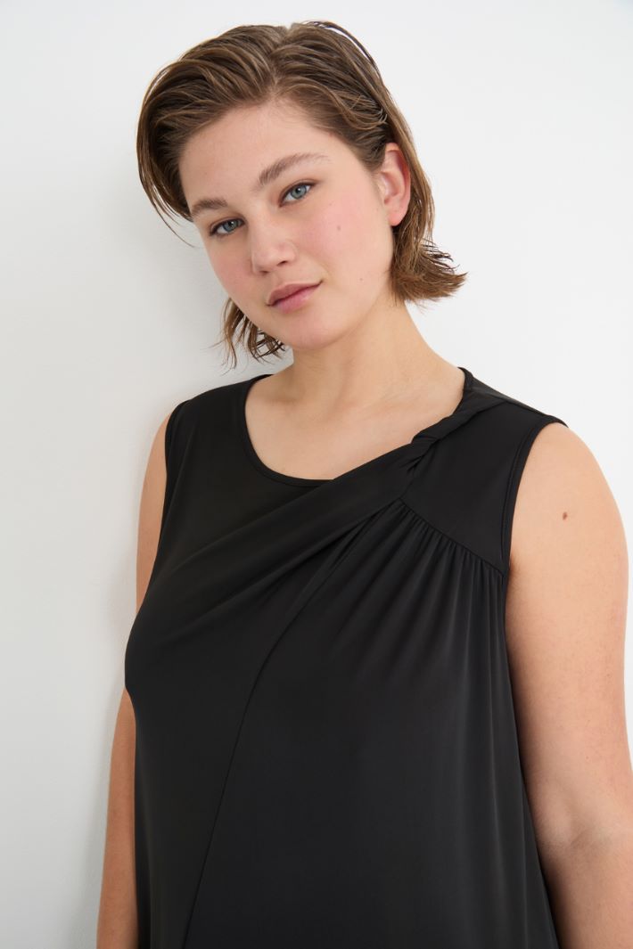 Twist-detail jersey dress Intrend - 3