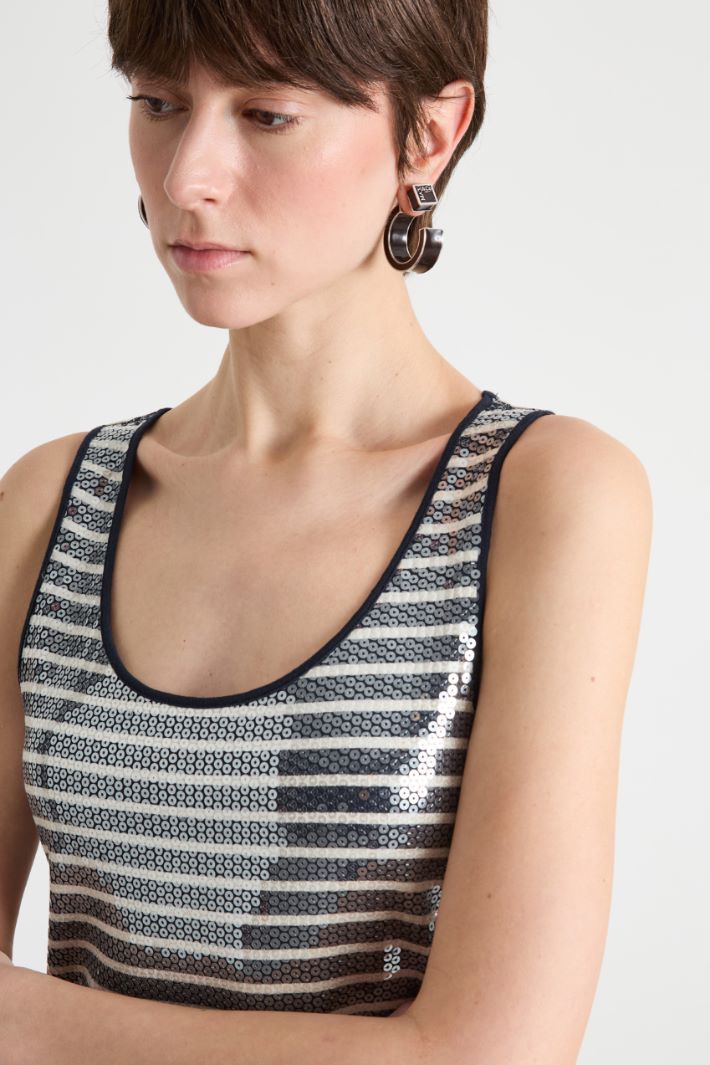 Sequin-embroidered dress Intrend - 3