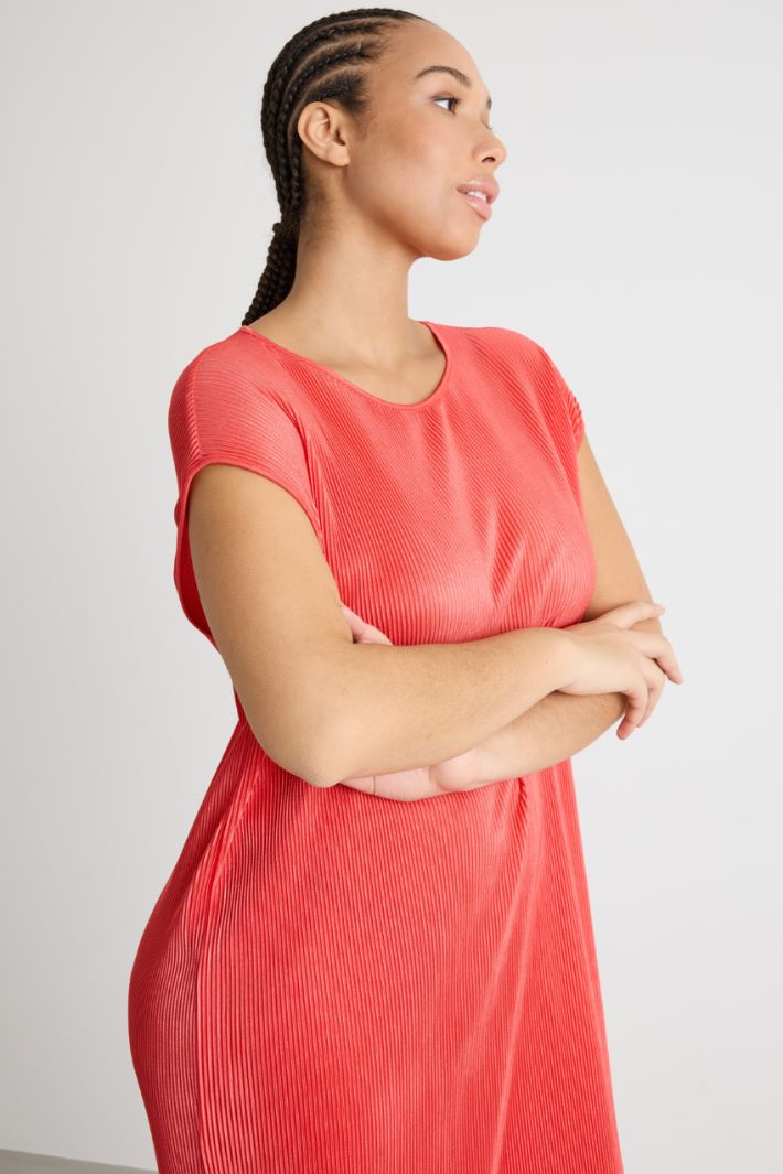 Abito midi in jersey plissé Intrend - 3