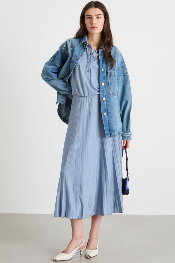 Abito smanicato con gonna plissé Intrend