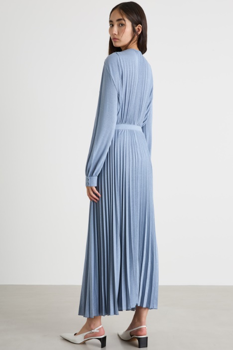 Abito incrociato con gonna plissé