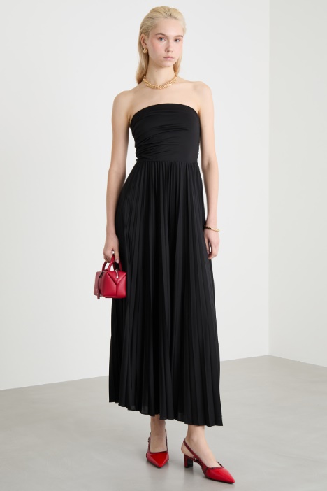 Abito plissé con bustino a fascia Intrend