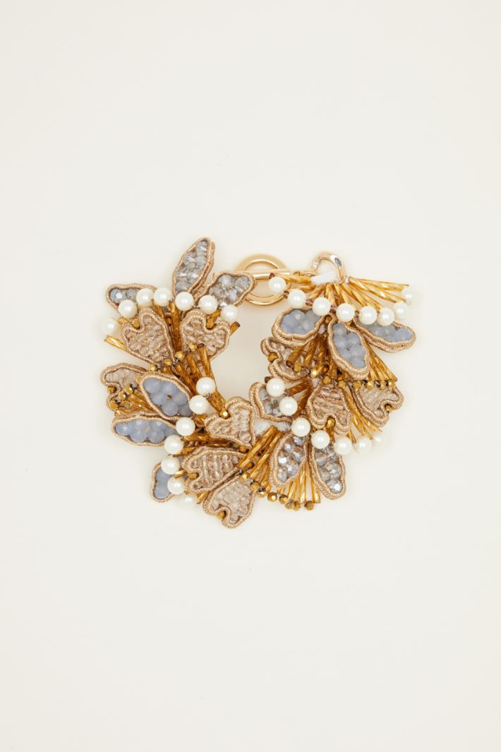 Floral and beaded bracelet Intrend