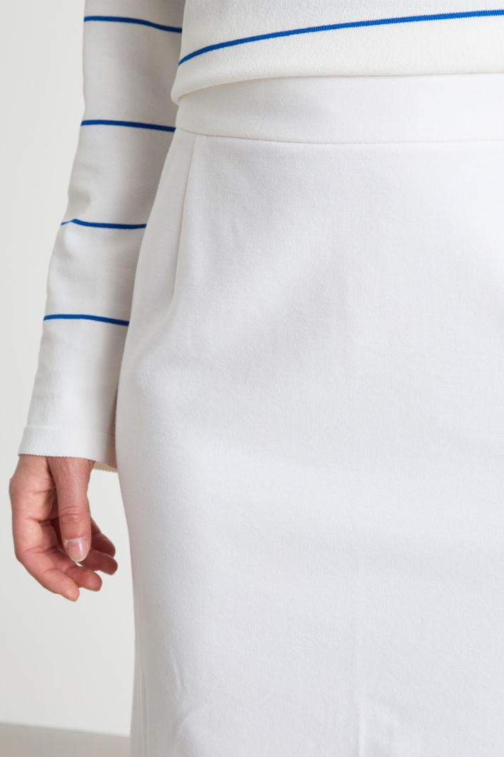 Pencil skirt with slit Intrend - 3