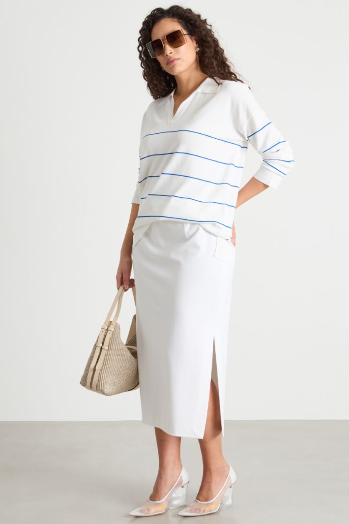 Pencil skirt with slit Intrend