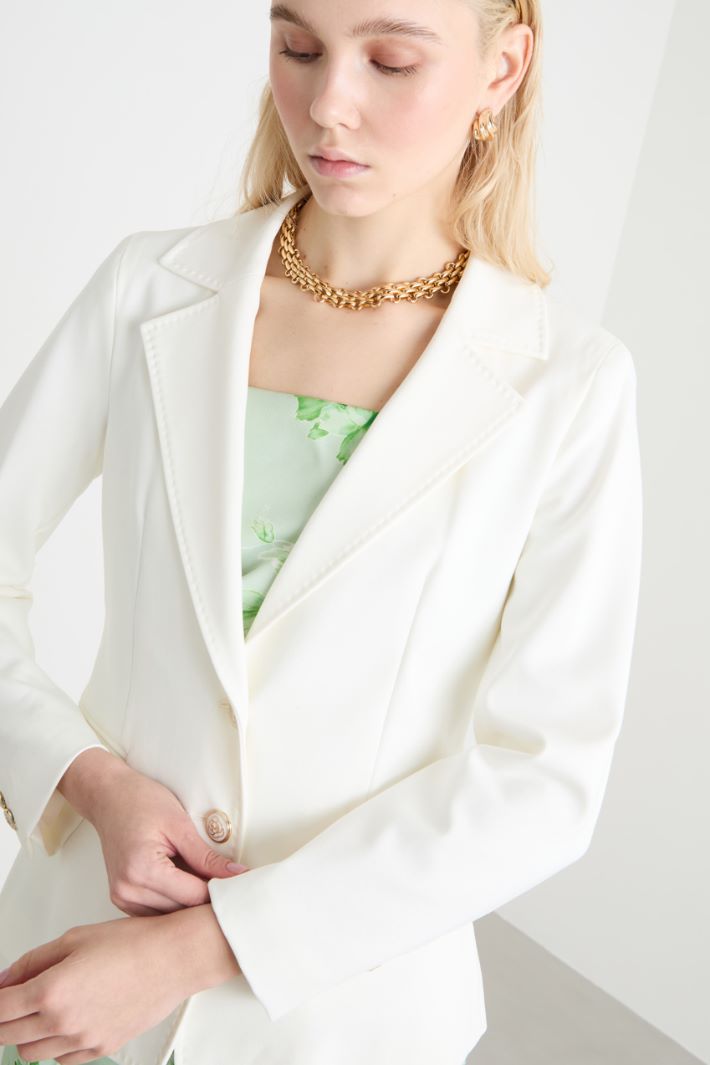 Slim-fit jersey blazer Intrend - 3