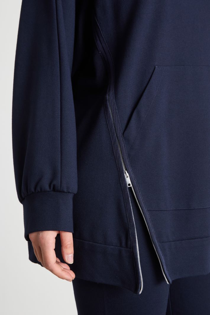 Diagonal-zip jersey sweatshirt Intrend - 3