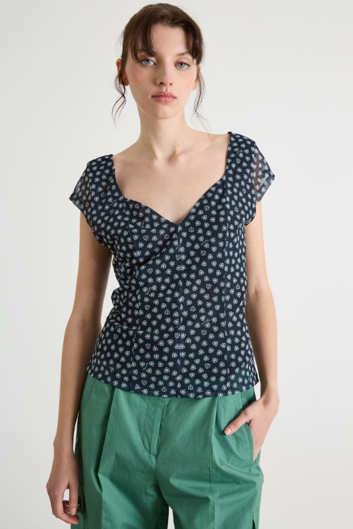 Geometric-Neck Printed Tulle Top Intrend - 2