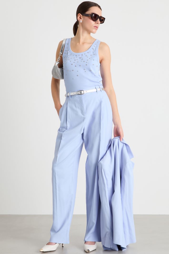 Crystal-embroidered top Intrend