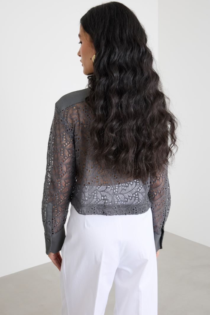 Cropped shirt in embroidered tulle Intrend - 4