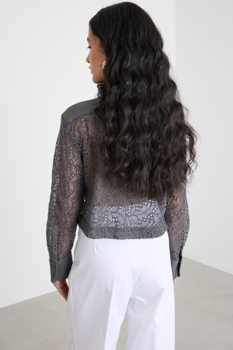 Camicia crop in tulle ricamato