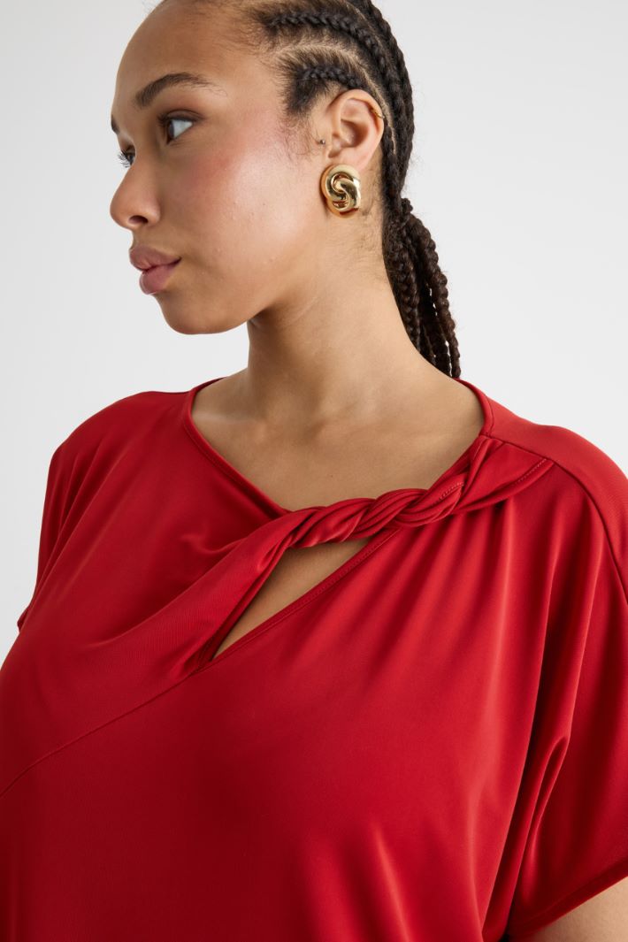 Jersey T-shirt with twist detail Intrend - 3