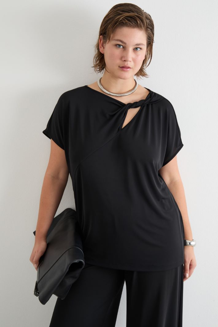 Jersey T-shirt with twist detail Intrend - 2