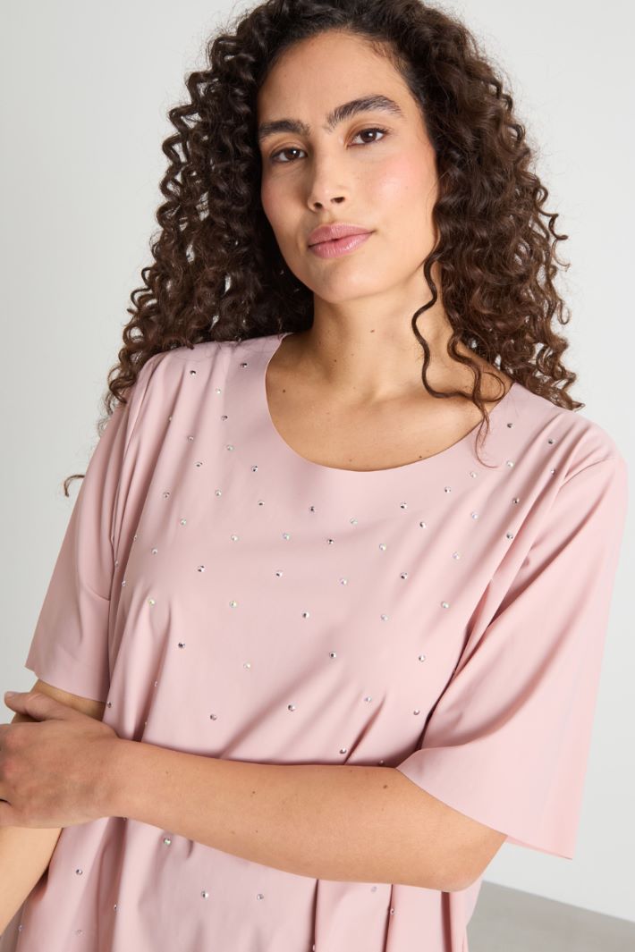 Embroidered T-shirt Intrend - 3