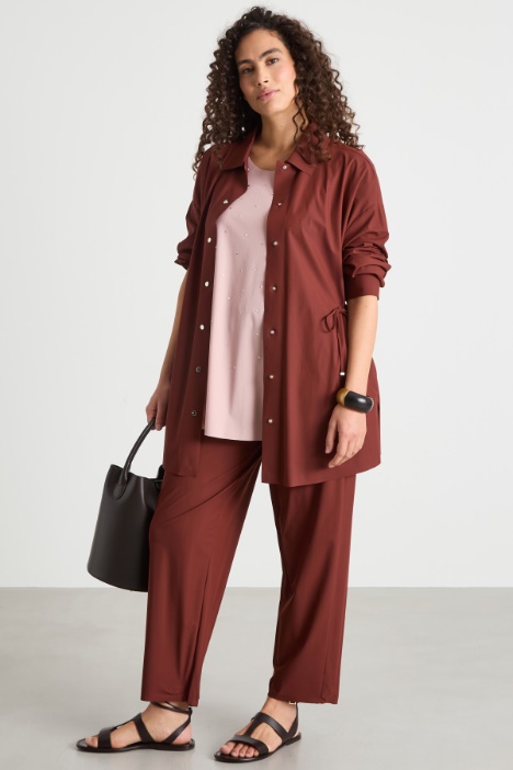 T- shirt con ricamo Intrend