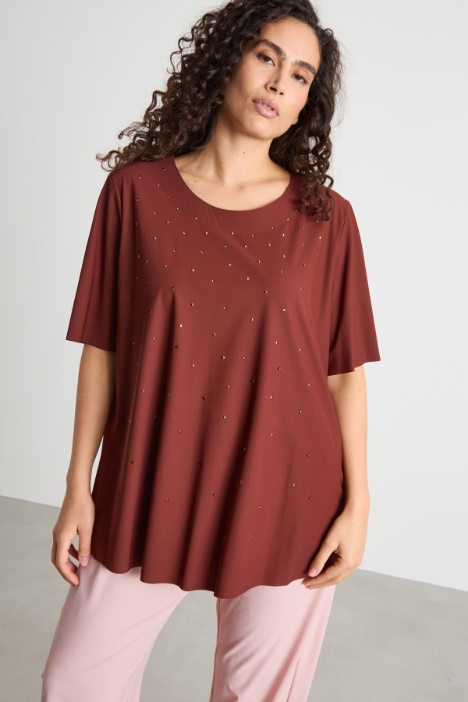 Embroidered T-shirt Intrend