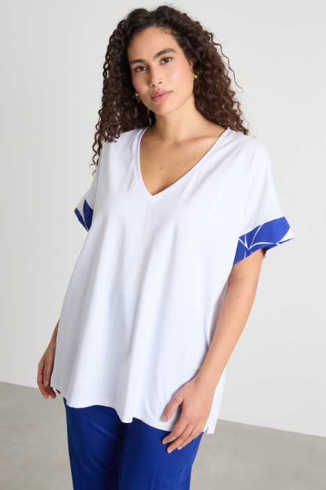 T-shirt with printed inserts Intrend