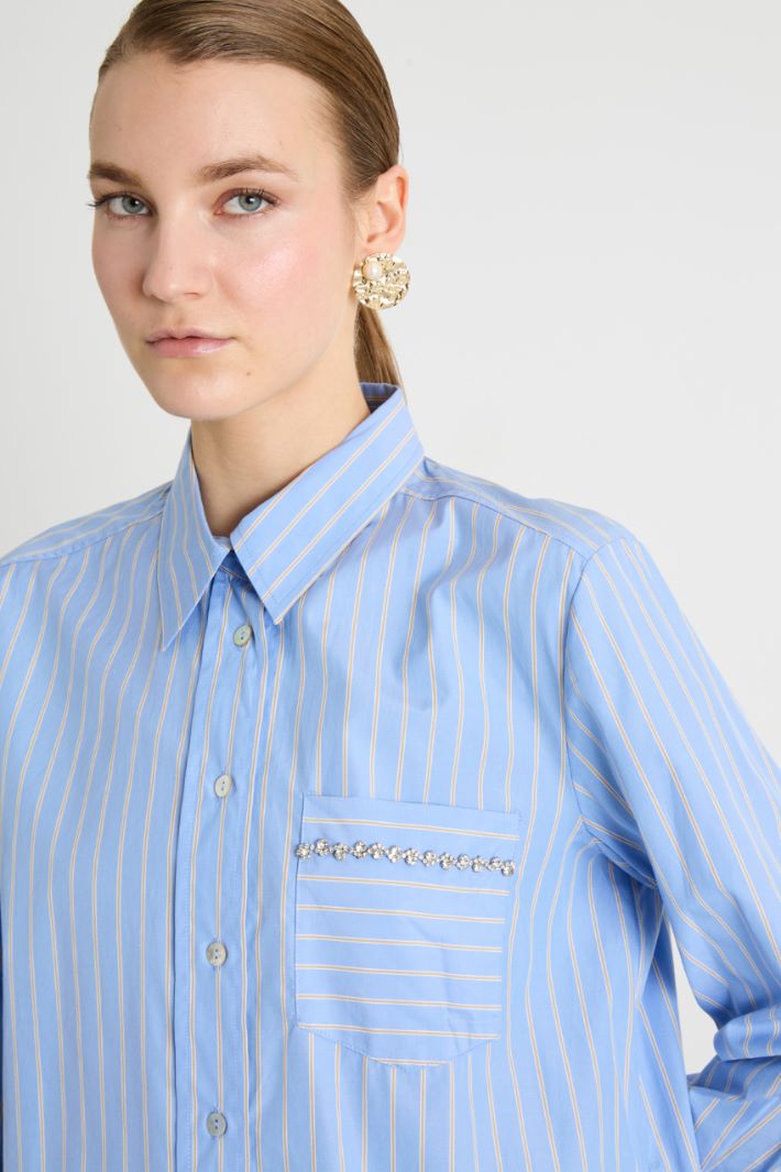 Diamanté-Embellished Pocket Shirt Intrend - 3