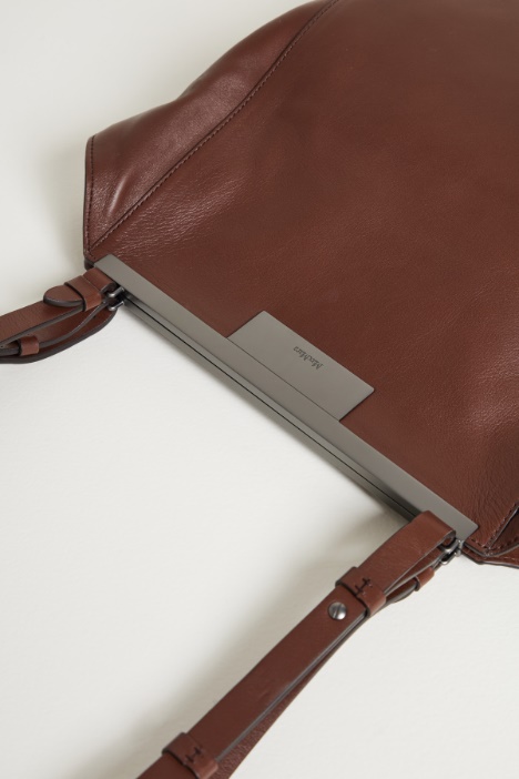 Bolso de hombro de piel natural