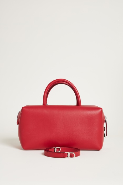 Bolso tipo baúl de piel