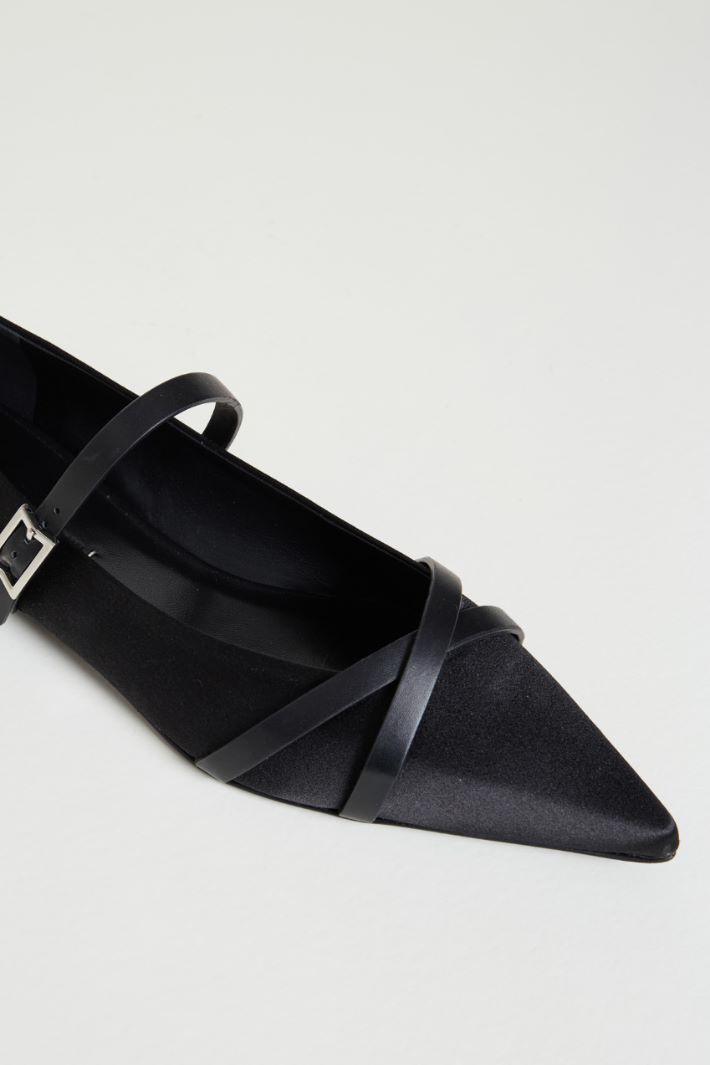 Satin and leather ballet flats Intrend - 4