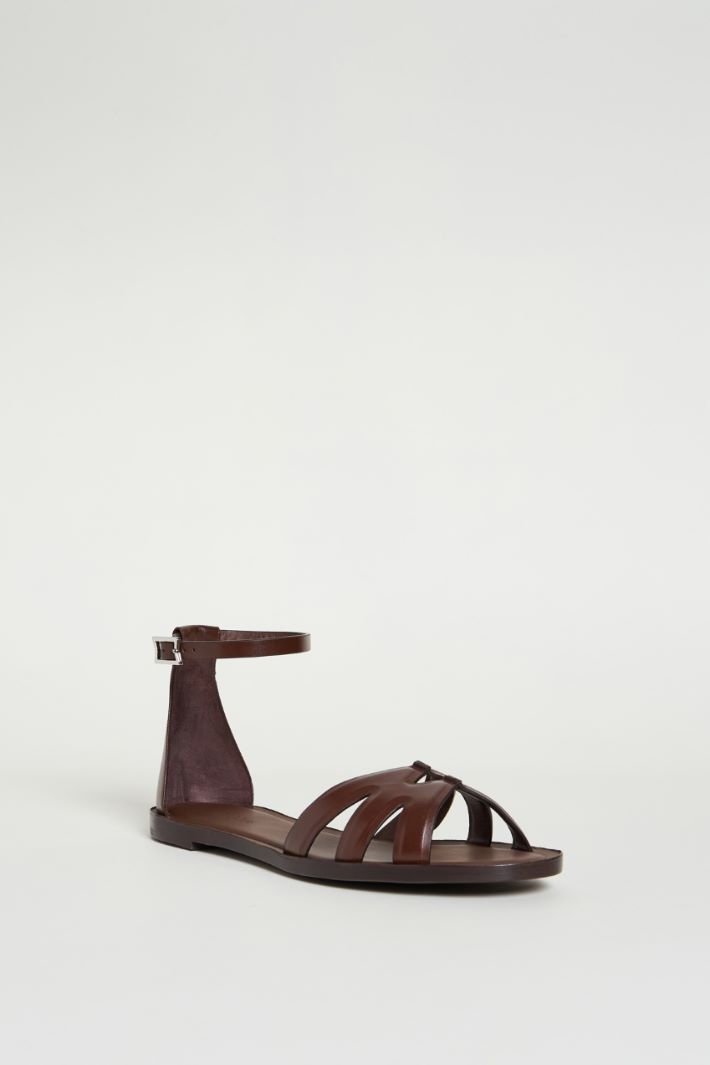 Smooth leather flat sandals Intrend - 2