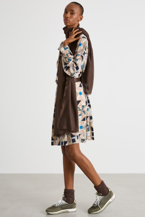 Wool and silk jacquard stole Intrend