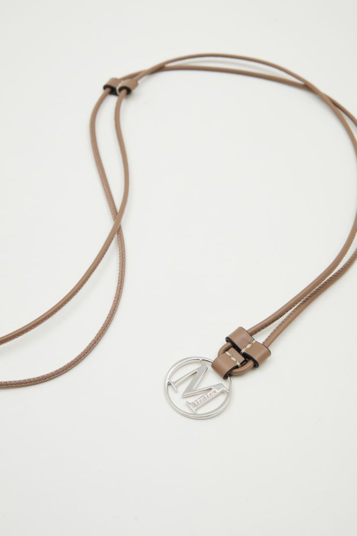 Laccio in pelle con ciondolo Intrend - 2