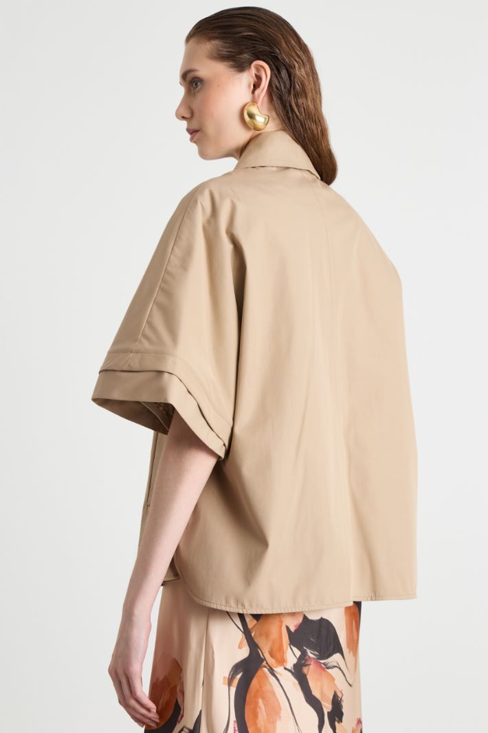 Water-repellent gabardine cape Intrend - 4