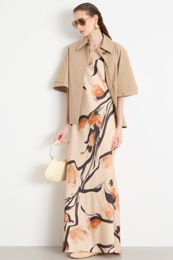 Water-repellent gabardine cape Intrend