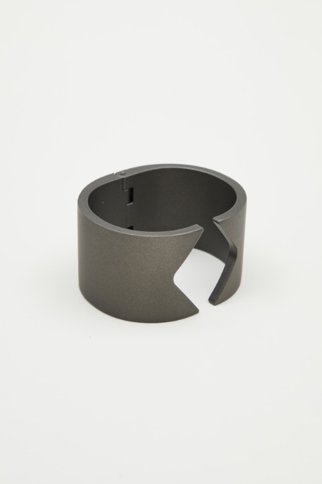 Wide metal cuff Intrend