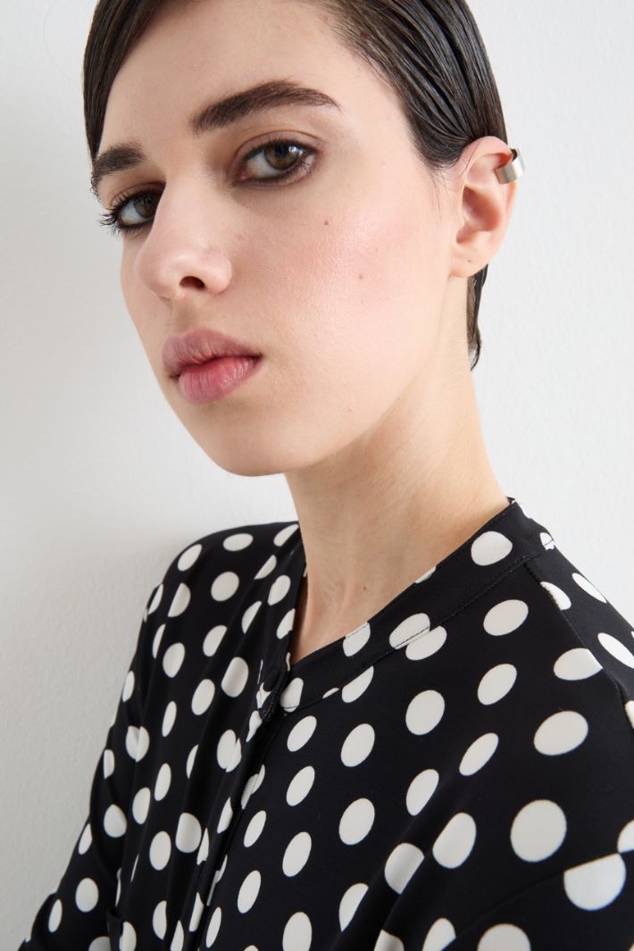 Single cut-out earring Intrend - 3