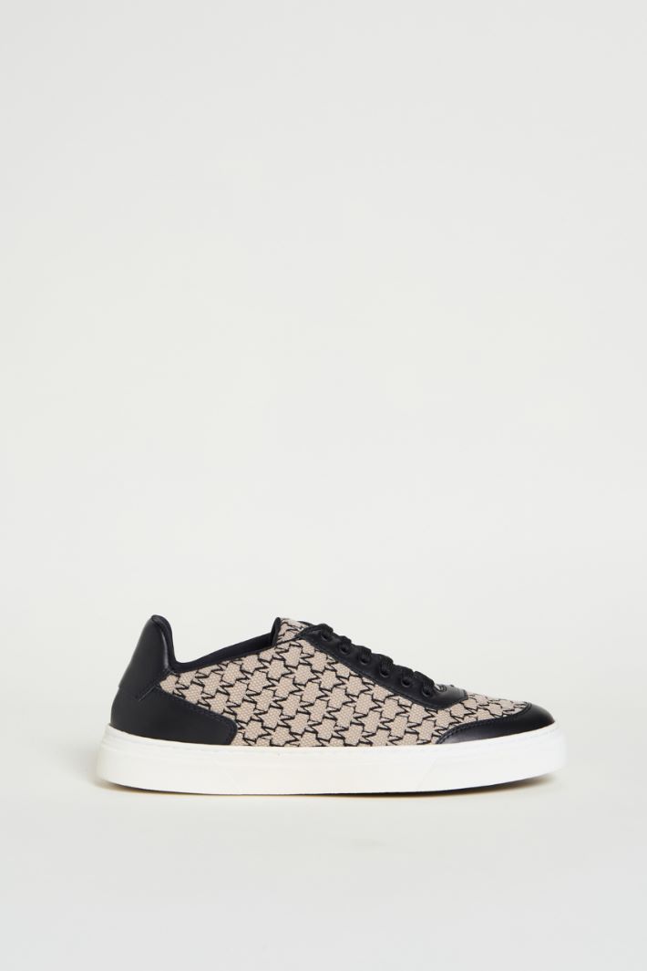 Jacquard sneakers Intrend