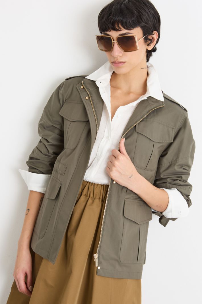 Occhiali da sole squadrati in metallo Intrend - 3