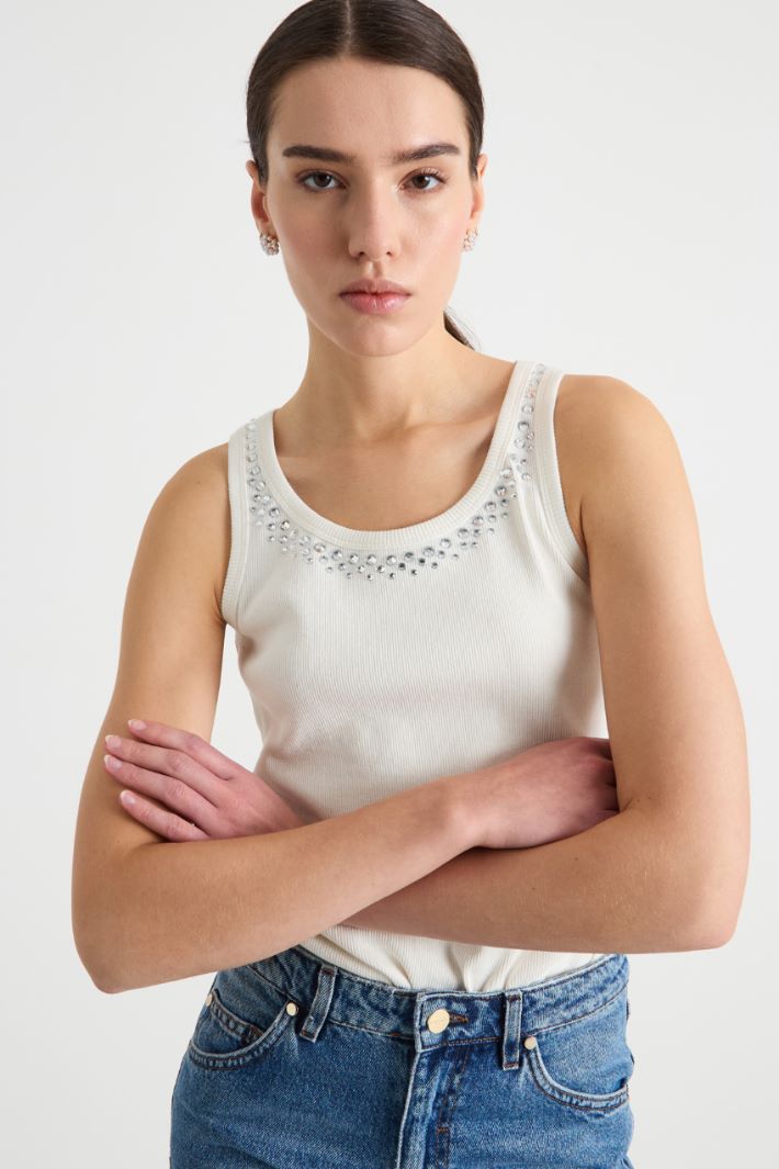 Rhinestone-embellished jersey vest top Intrend - 3