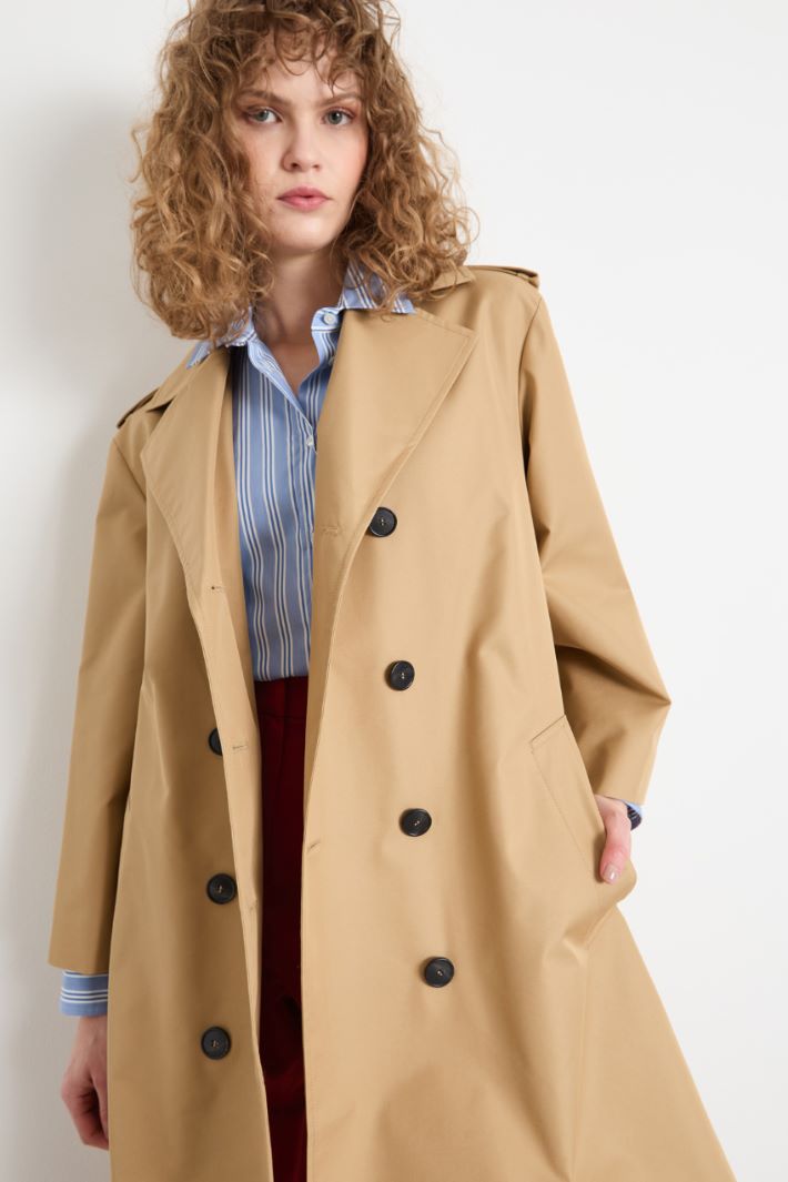 Double-breasted trench coat in water-repellent gabardine Intrend - 3