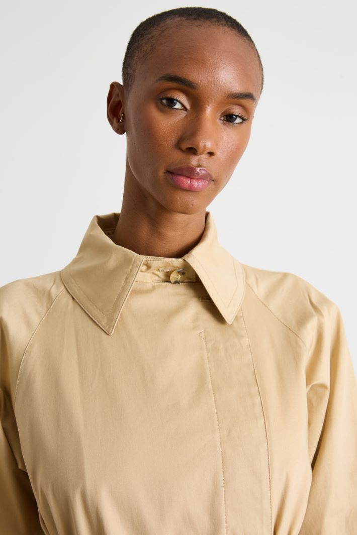 Water-repellent cotton gabardine trench coat Intrend - 3