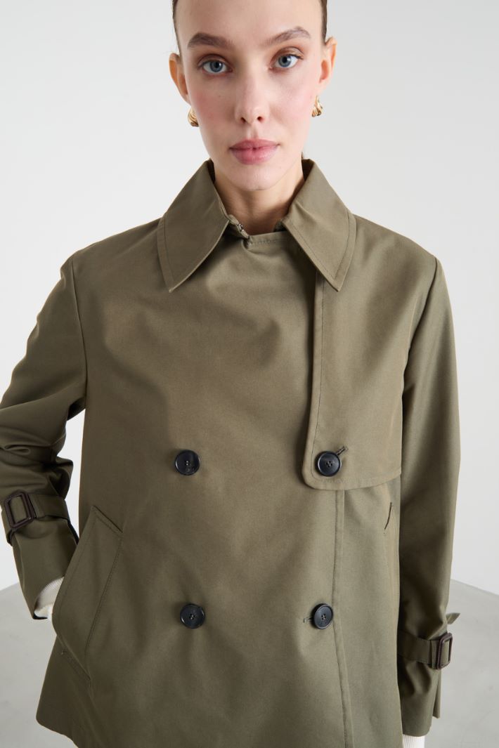 Short Water-Repellent Gabardine Trench Coat Intrend - 3