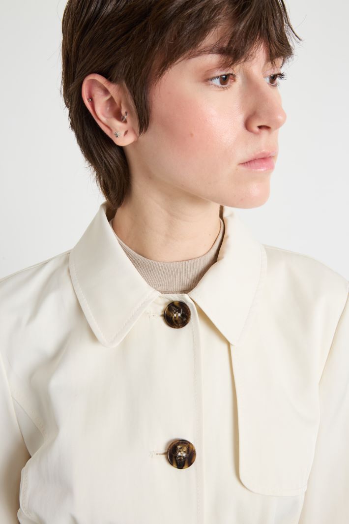 Water-repellent gabardine trench coat Intrend - 3
