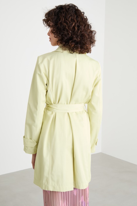 Trench in gabardina antigoccia