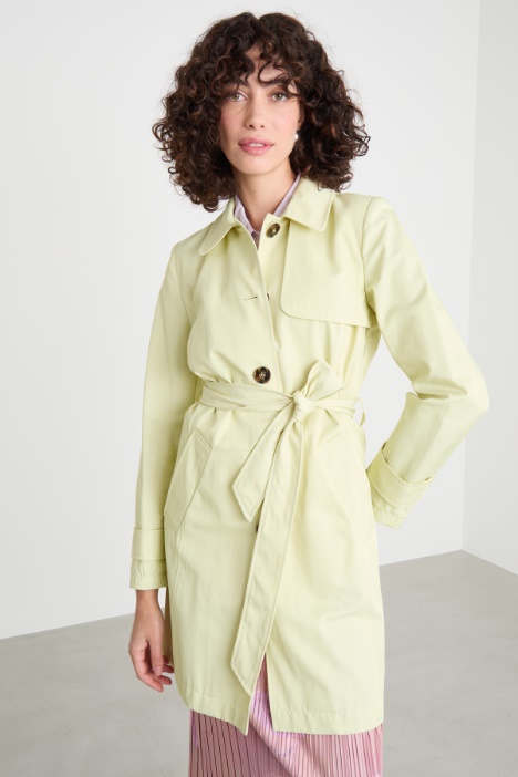Trench in gabardina antigoccia