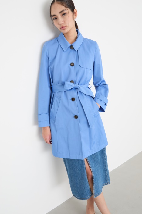 Trench de gabardina repelente al agua
