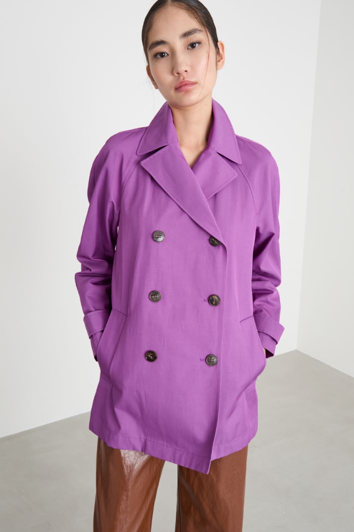 Short water-repellent gabardine trench Intrend - 2