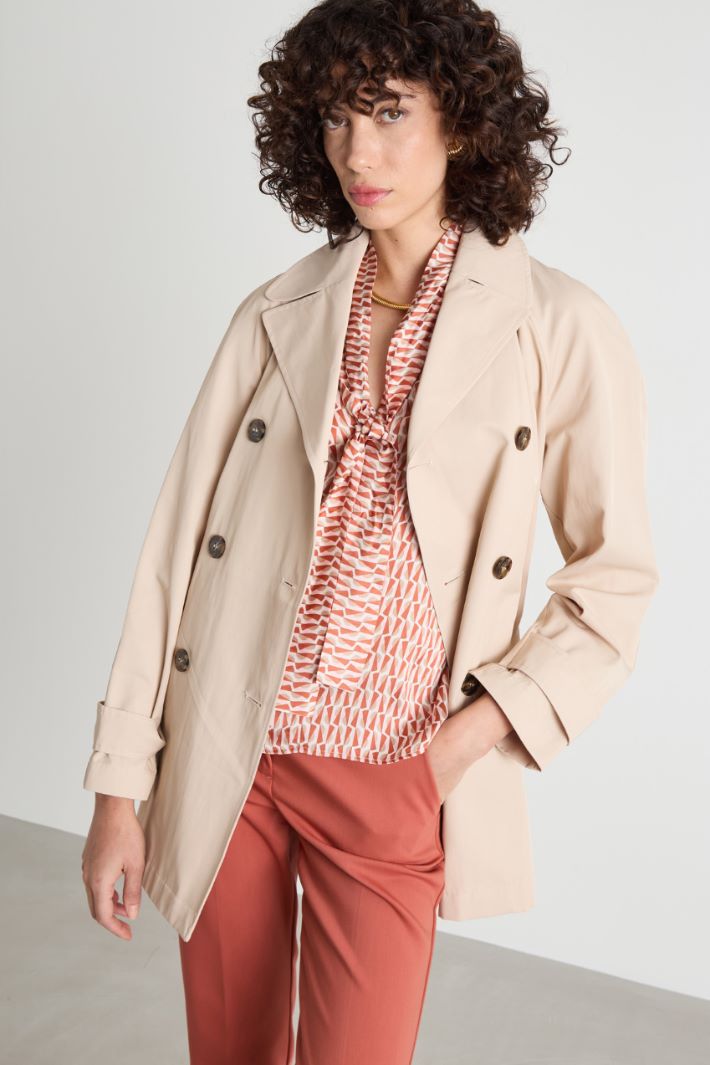 Short water-repellent gabardine trench Intrend - 2