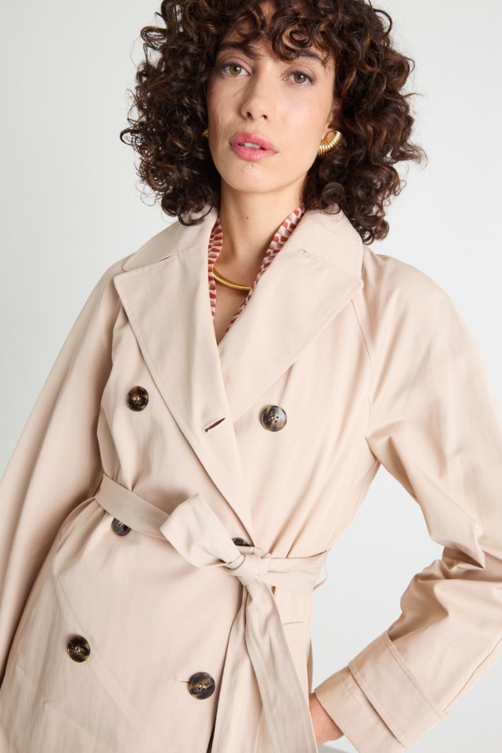 Short water-repellent gabardine trench Intrend - 3