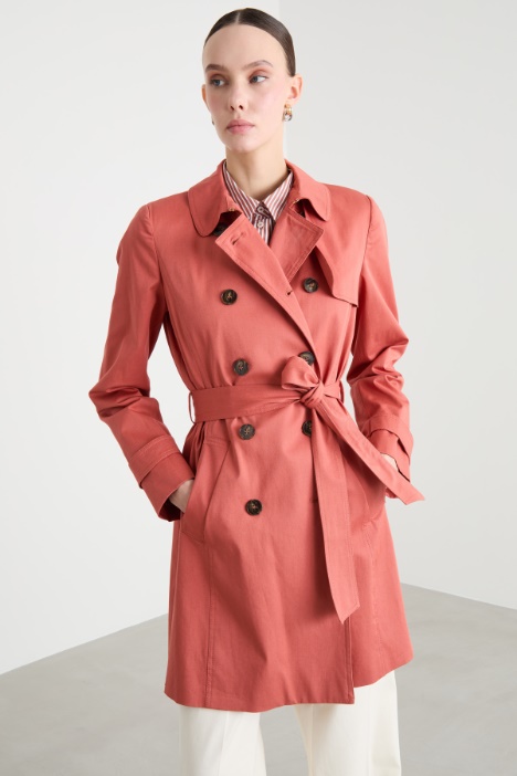 Trench de doble botonadura